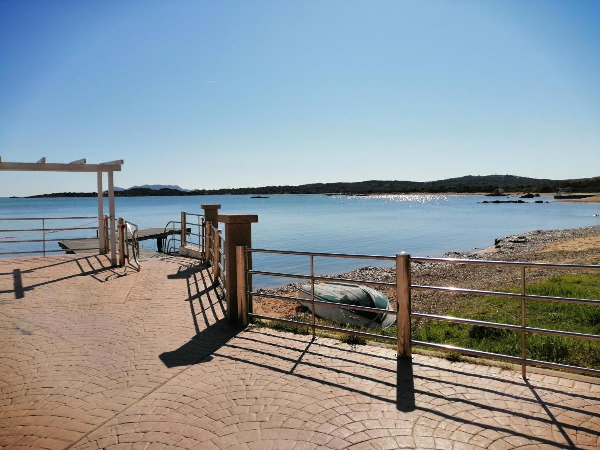 Aria Di Vacanza - Molara Loiri Porto San Paolo Esterno foto