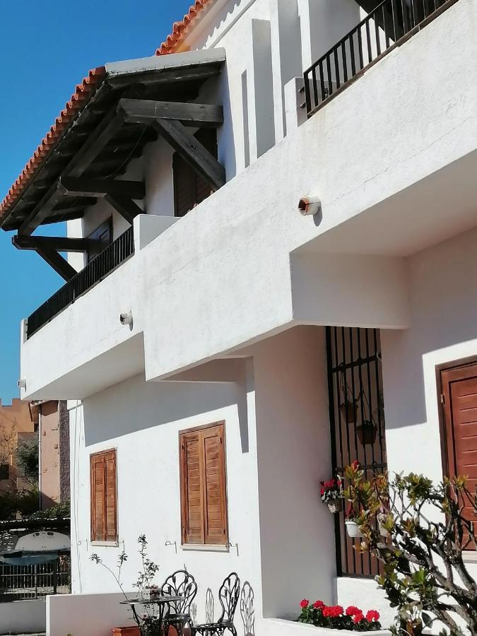 Aria Di Vacanza - Molara Loiri Porto San Paolo Esterno foto